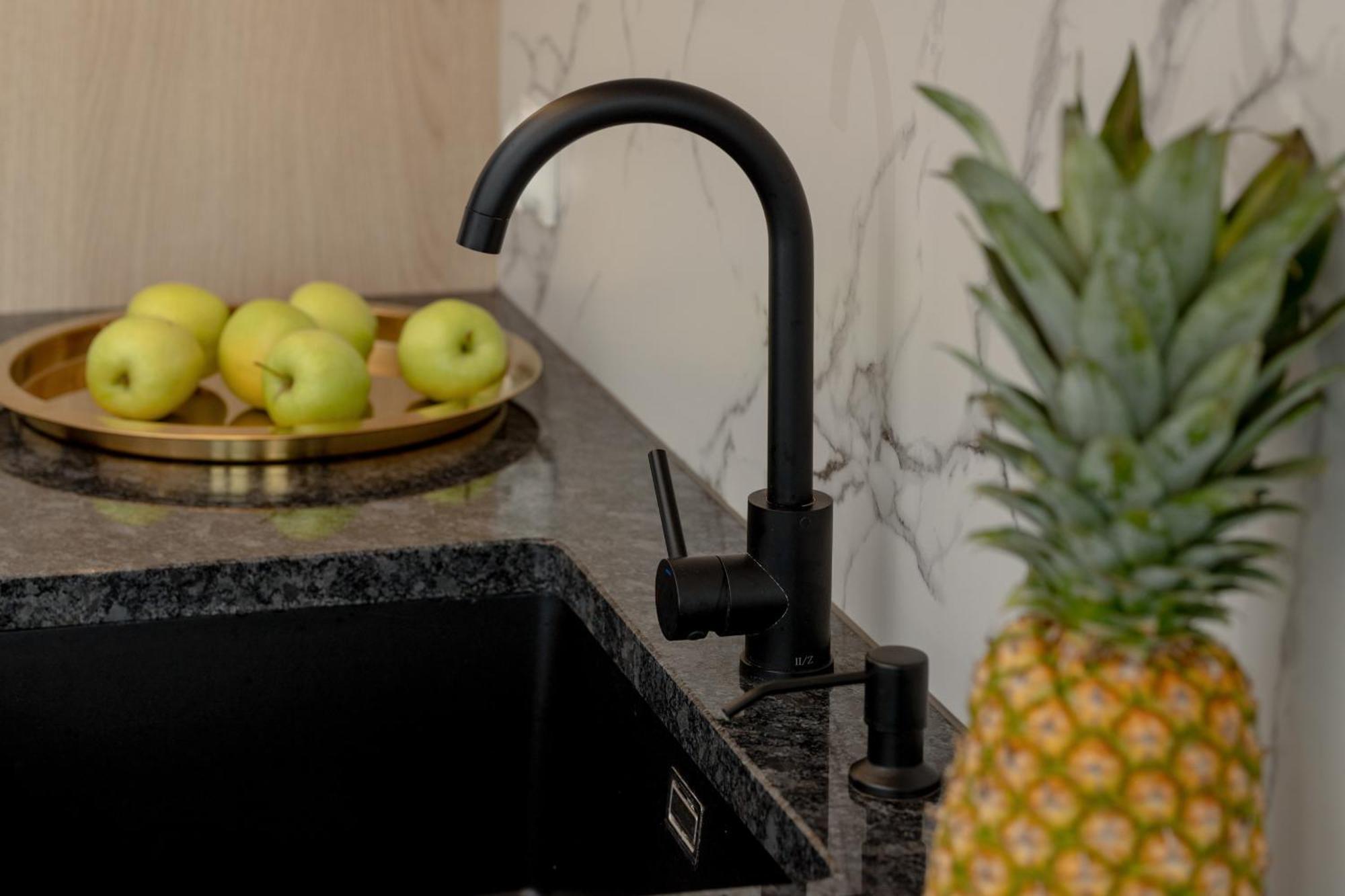 Apartport Wyjatkowe Apartamenty Z Widokiem Na Port W Gdyni By Noclegi Renters Gdynia Zewnętrze zdjęcie